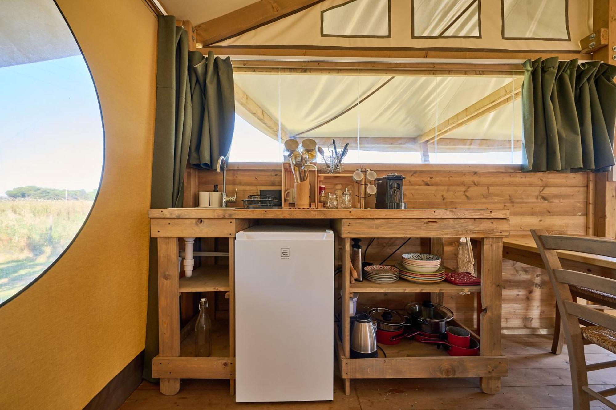 Suite Glamping Vicino Al Mare Piombino Exterior foto