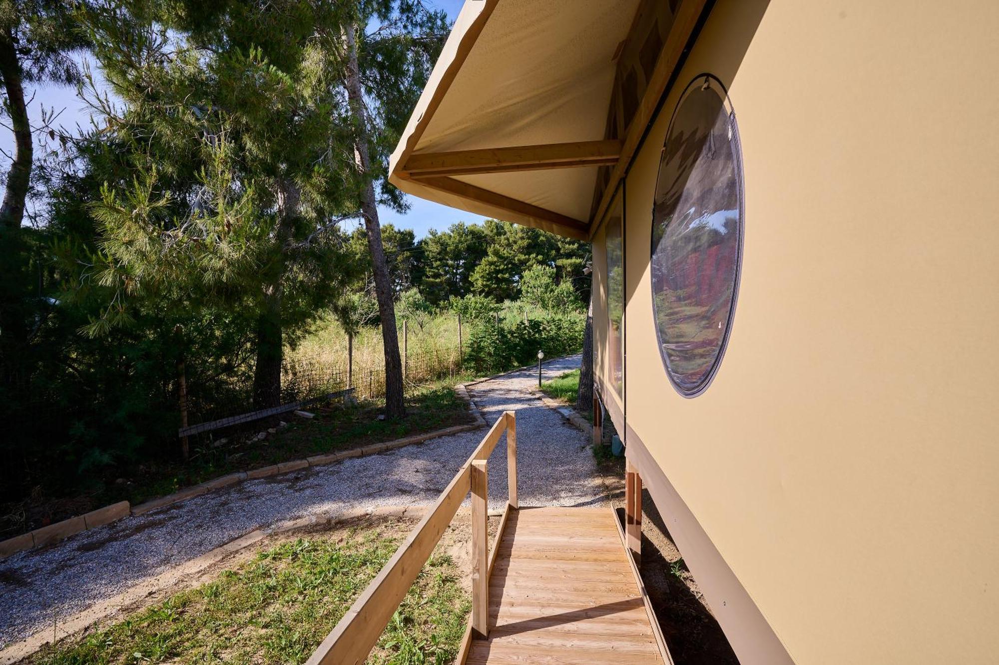 Suite Glamping Vicino Al Mare Piombino Exterior foto